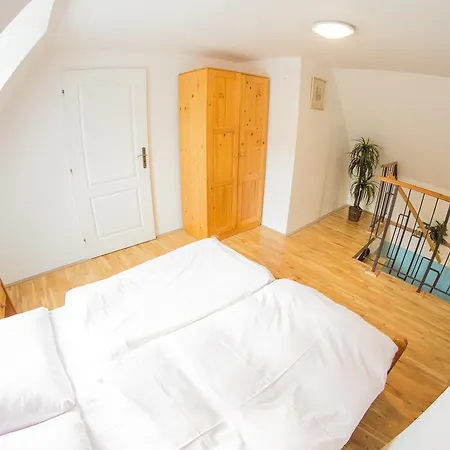 Apartman Bellevue * ベネツコ