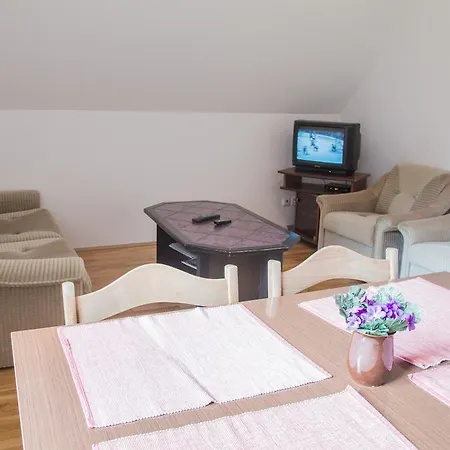 Apartman Bellevue ベネツコ